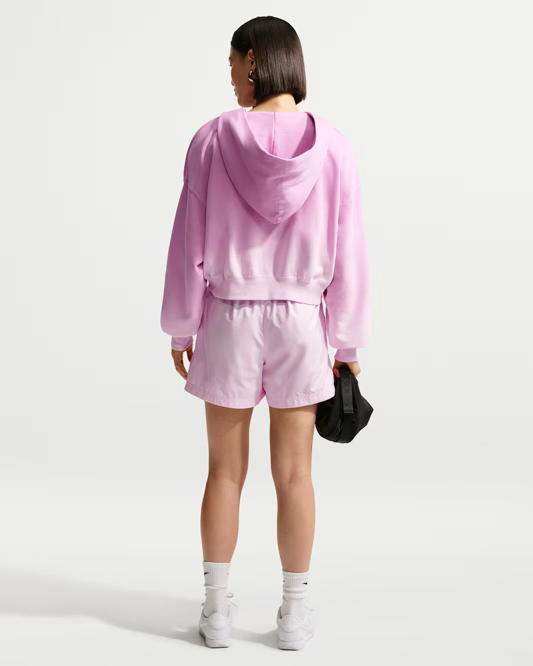 Nike Sportswear Essentials